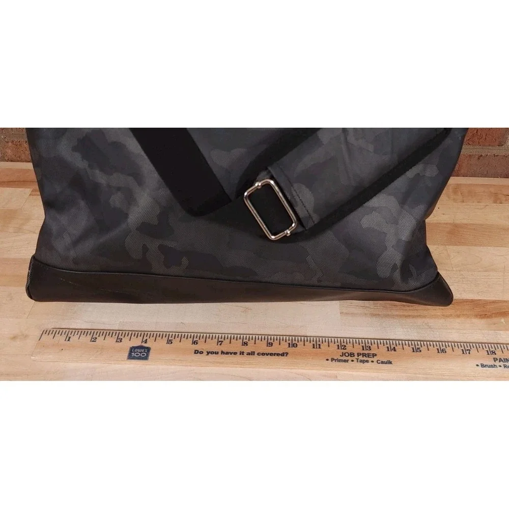 Duchamp London Camo Tote Bag Laptop Crossbody Adjustable Strap Unisex